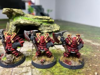 5 Guerreros Caos con Hacha. Warhammer