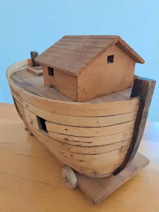 Juguete Arca de Noé. Artesanía Madera