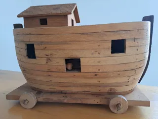 Juguete Arca de Noé. Artesanía Madera
