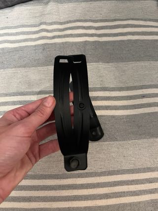 Abrazadera para tubo de pellet 100mm