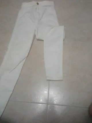 Pantalón blanco