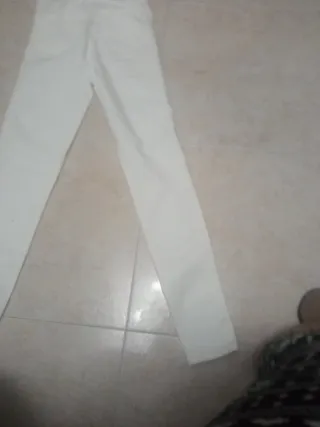 Pantalón blanco
