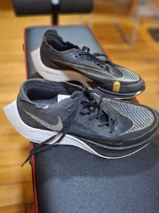 Nike ZoomX Vaporfly Next% 2 Negro