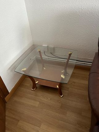 Mesa ratona cristal y madera dorada