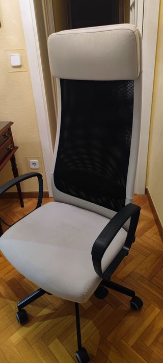 Silla Oficina MARKUS Ikea Beige/Negro