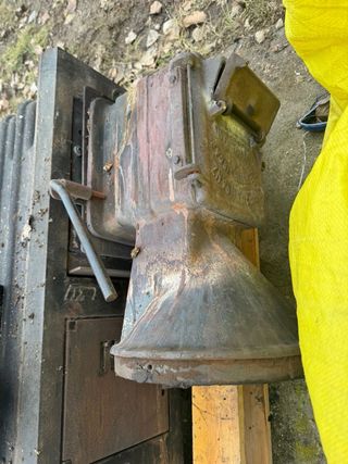 Caldera Roca leña y cáscara