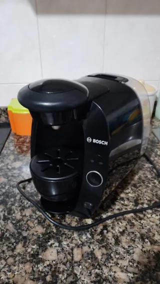 Cafetera Tassimo Bosch Negra
