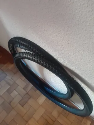 Cubiertas Hutchinson Python 26 (par)