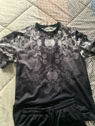 Conjunto H&M Camiseta y Pantalón Corto