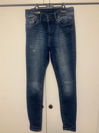 Vaqueros pitillo azules