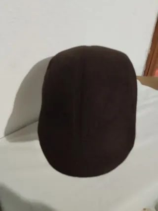 Gorra marrón oscuro estilo newsboy talla M nueva