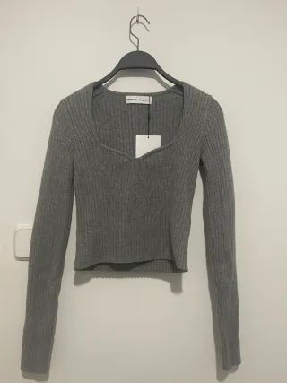 Jersey Bershka gris talla XS