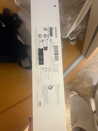 Estantería blanca para pared