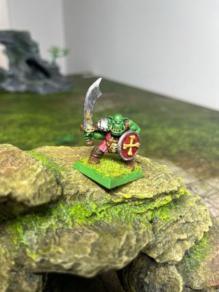 5 Guerreros Orco Warhammer Espada y Escudo