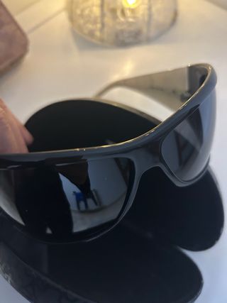 Gafas de sol Tous beige y negras