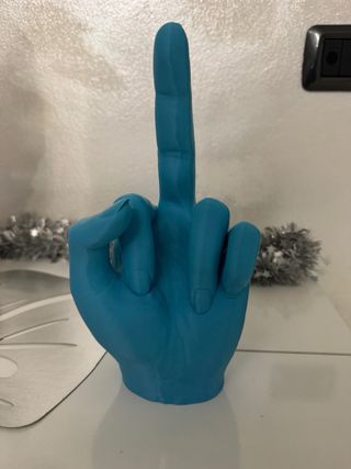 Statua dito medio blu 26 cm