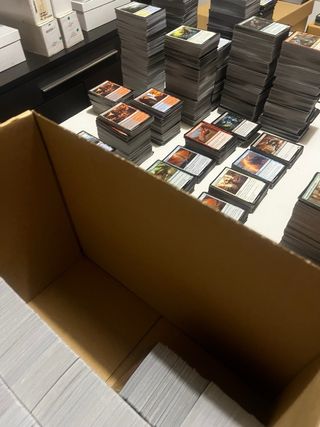 Lote 400 carte Magic (in inglese senza ripetizioni)