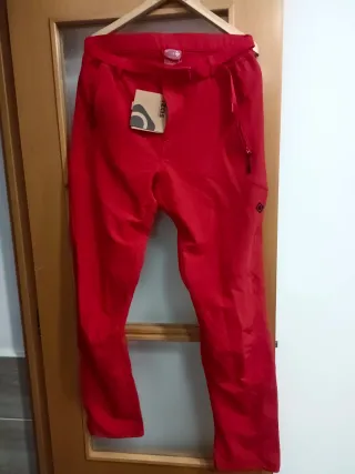 Pantalones de montaña IZAS rojos
