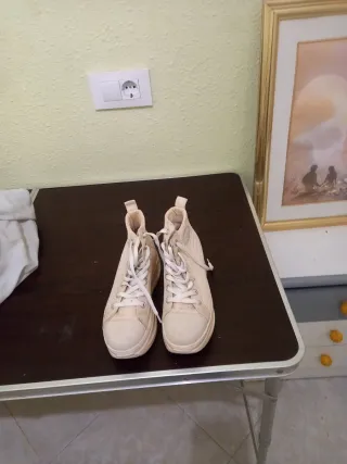 Zapatillas Banbas Beige