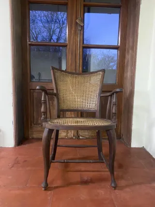 Silla madera y ratán