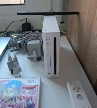 Consola Nintendo Wii Blanca + Juego