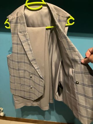 Traje gris talla 52 + camisa de regalo