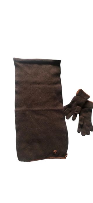 Conjunto bufanda y guantes marrones