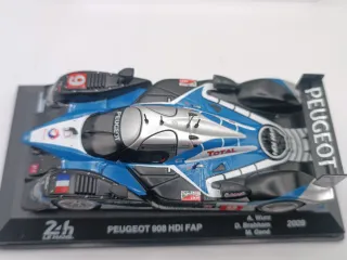 Modellino Peugeot 908 HDI FAP 24h Le Mans