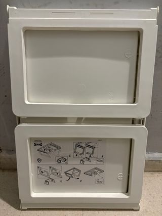 Bandeja auxiliar Ikea blanca