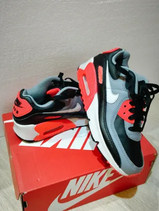 Zapatillas Nike Air Max niño Talla 33.5 (7-9 años)