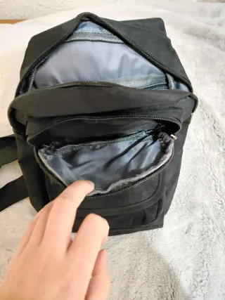 Mini Mochila Pecho/Espalda Negra Deportiva