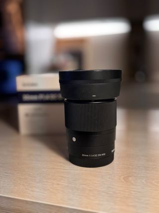 Objetivo Sigma 30mm f/1.4 DC DN Contemporary