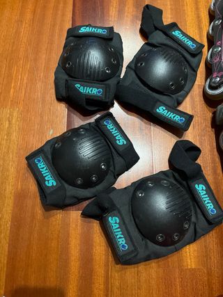 Patines Oxelo negros + protecciones