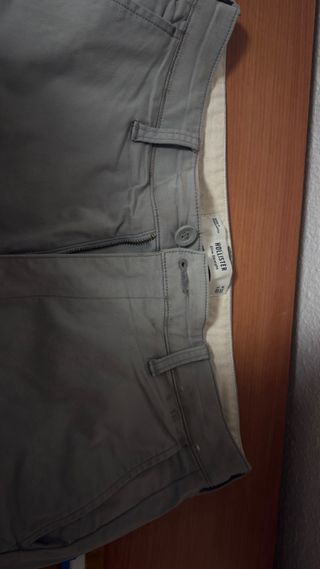 Pantalón Hollister Gris