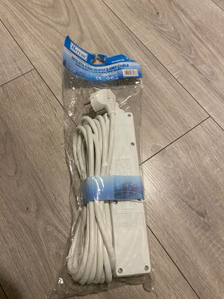 Regleta 5 Enchufes Herran 5m Cable
