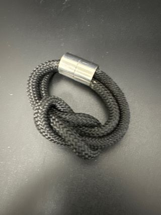 2 Pulseras Tejidas con Cuentas