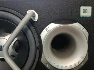 Subwoofer JBL GTO Series.apenas está usado.impolut