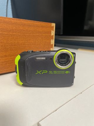 Cámara Fujifilm XP 15m/50ft Waterproof