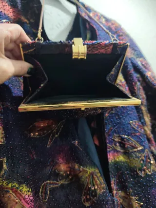 LOTE BLUSA PIEDRAS PRECIOSAS + BOLSO A CONJUNTO