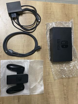 Nintendo Switch + Mario Kart 8 Deluxe