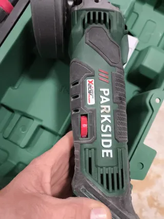 Amoladora Parkside con maletín