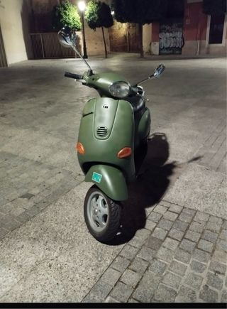 Vespa ET2 Verde Buen Estado