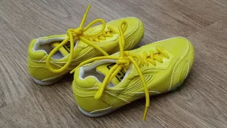 Zapatillas clavos niños T31