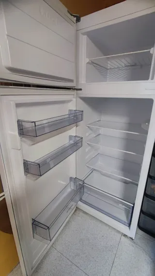 Nevera Hyundai Blanca