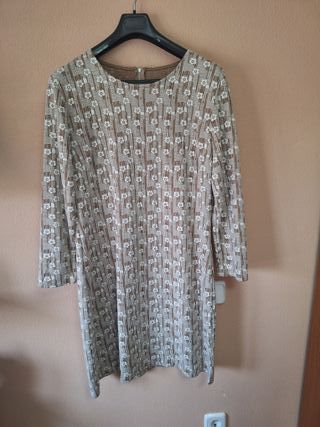 Vestido estampado floral manga larga