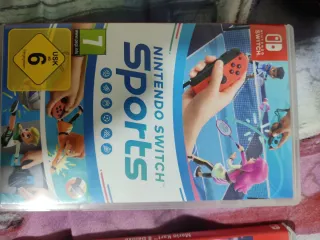 Nintendo Switch con funda y 5 juegos