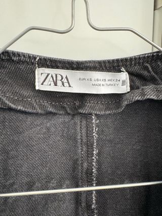Chaleco Zara tachas negro Talla XS