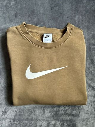 Sudadera Nike Beige Swoosh Talla M/L