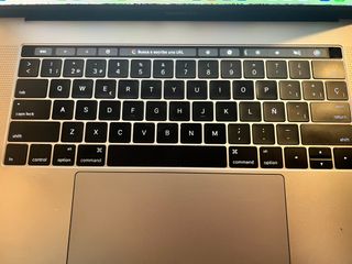 MacBook Pro 15 Plata - Muy buen estado