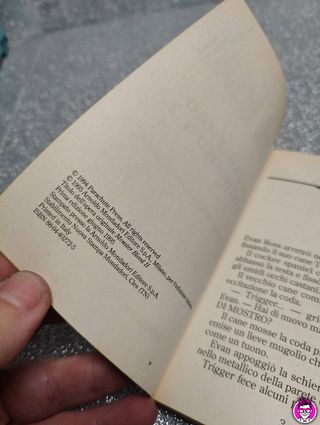 R.L. STINE - UN BARATTOLO MOST